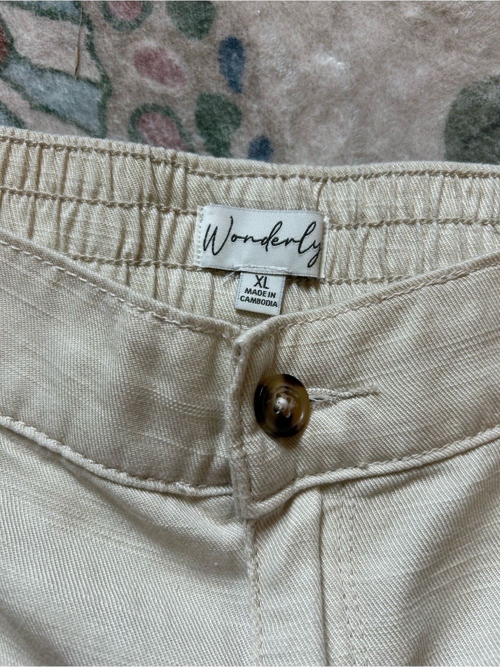 Wonderly Ivory Lyocell & Cotton Cargo Pants - Picture 2 of 9